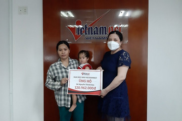 Trao hơn 120 triệu đồng cho gia đình bé Nguyễn Thành Đạt