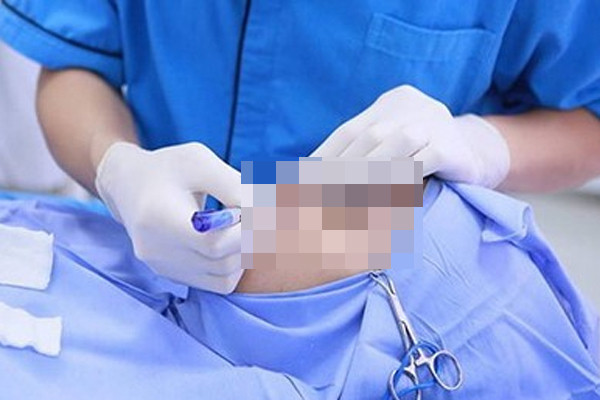 Điểm bất thường trong vụ cô gái 24 tuổi ở TP.HCM tử vong khi trị mụn