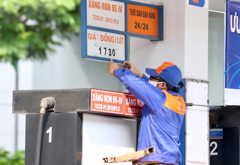 Khan hàng, thua lỗ, nhiều cây xăng ‘khóc ròng’ muốn đóng cửa