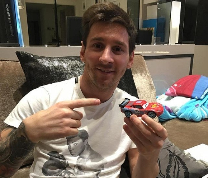 Bộ sưu tập xe hơi đắt tiền của Lionel Messi - 2