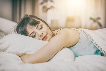 Tư thế ngủ gây hại cho cột sống nhất
