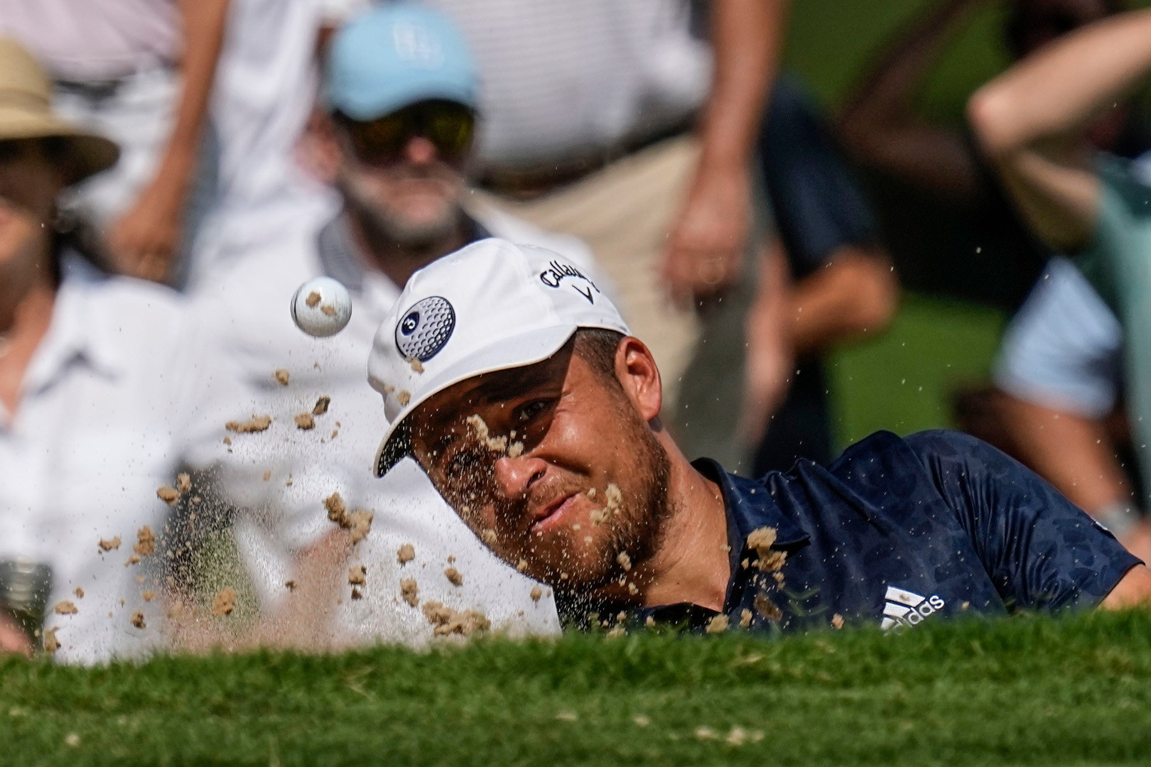 Xander Schauffele theo sát Scottie Scheffler ở Tour Championship