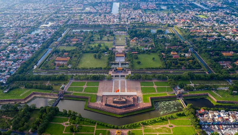 co do hue nhin tu tren cao dep nhu chon tien canh