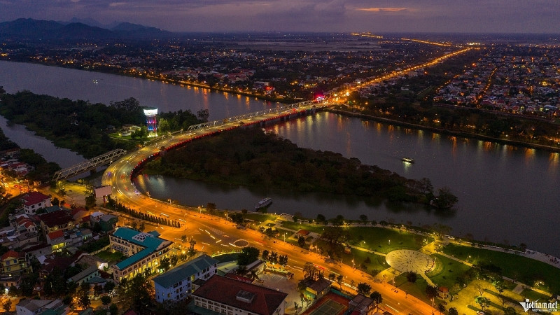 co do hue nhin tu tren cao dep nhu chon tien canh