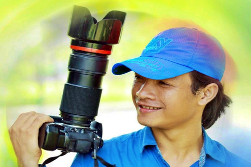 Cậu bé 'ngủ bụi' dọc kênh Nhiêu Lộc đổi đời, 15 năm dạy nghề ảnh miễn phí