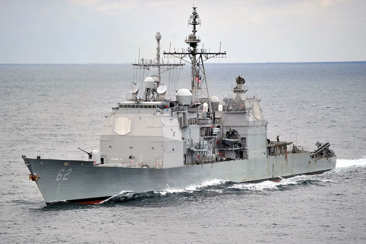 Mỹ điều 2 tàu chiến đi qua Eo biển Đài Loan