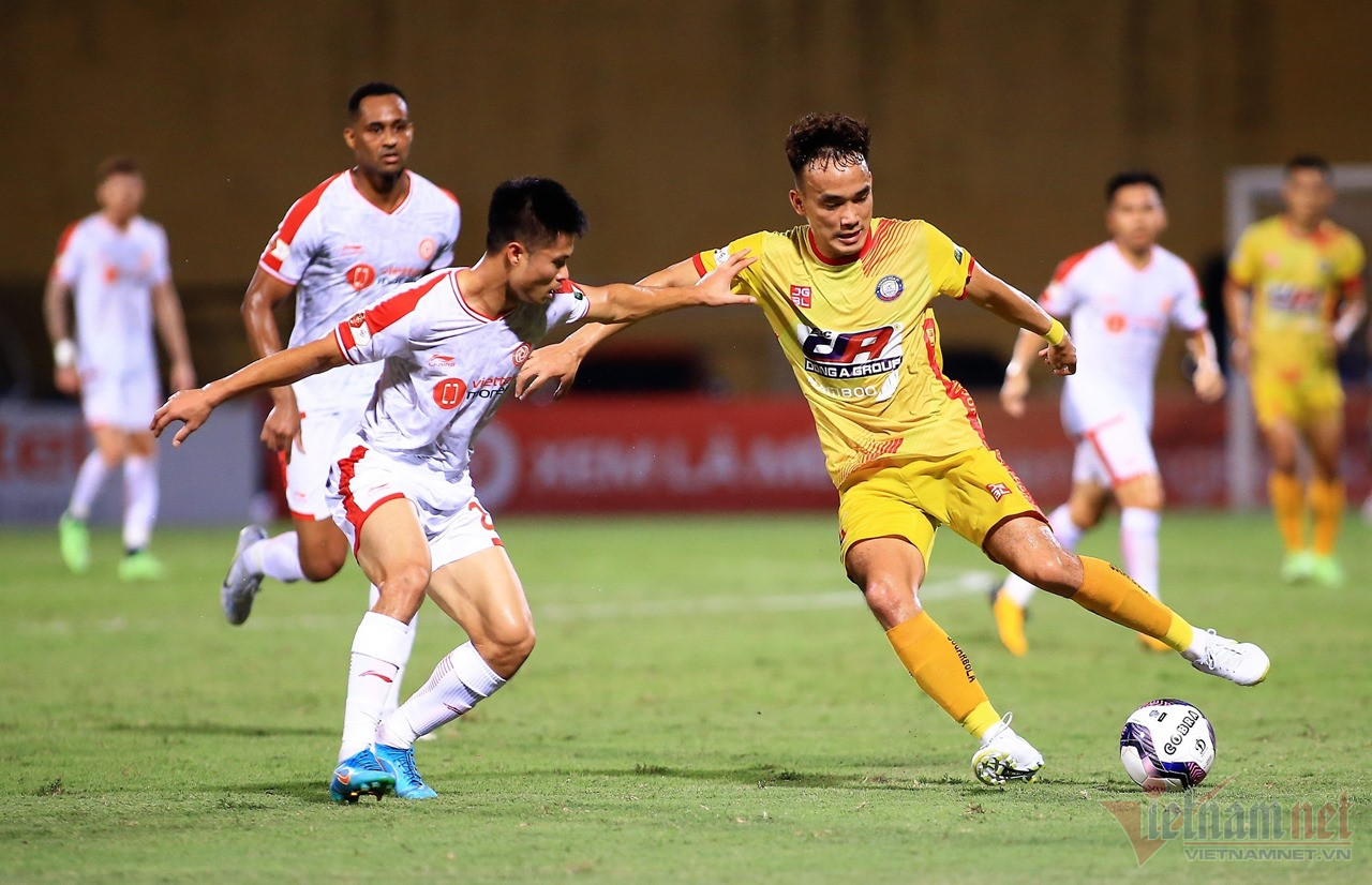 Video bàn thắng Viettel 3-1 Thanh Hóa: Dấu ấn Nhâm Mạnh Dũng