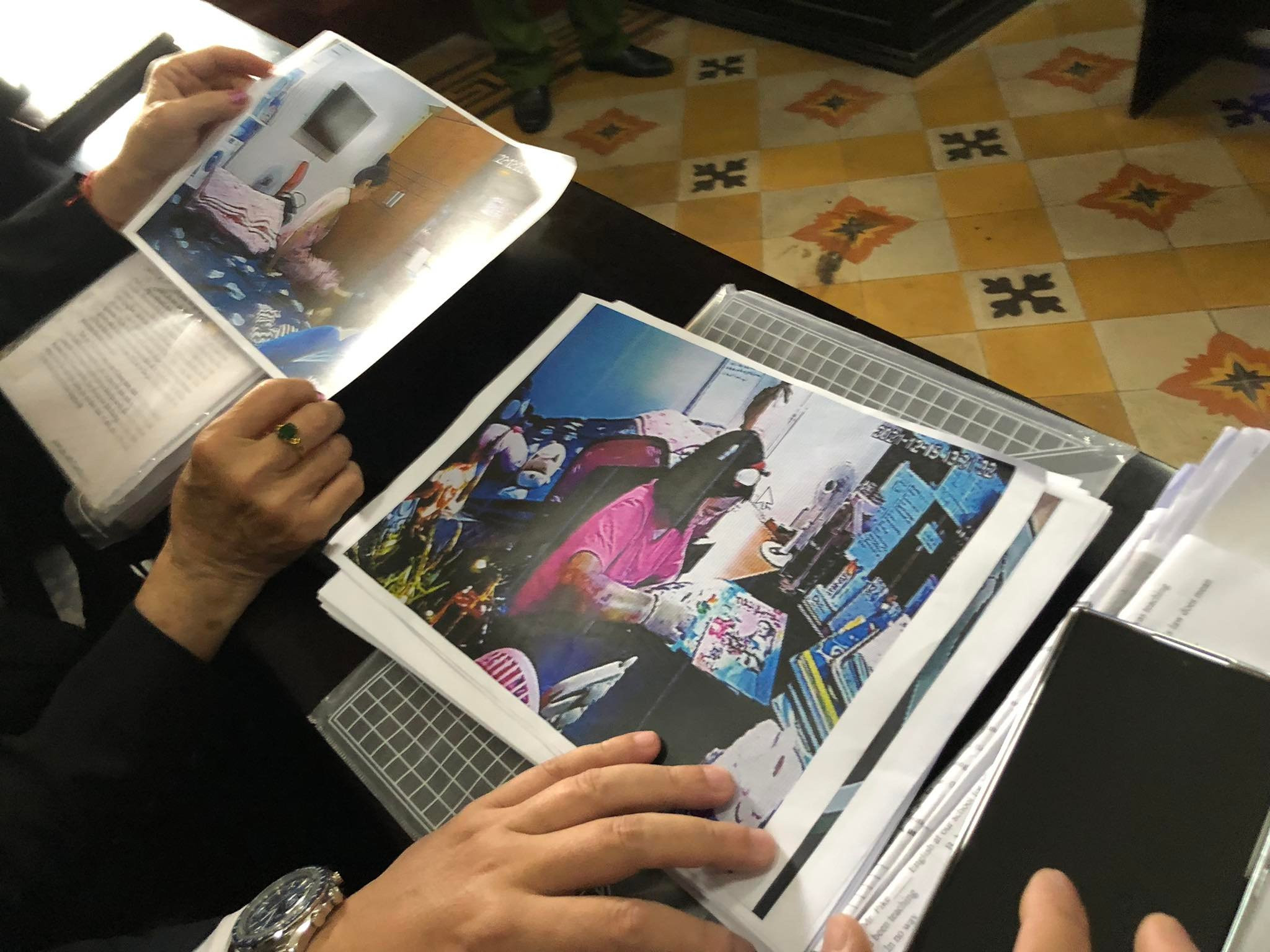 Từ vụ bé gái 8 tuổi tử vong, dùng 'loa phường' tuyên truyền hạn chế nạn bạo hành