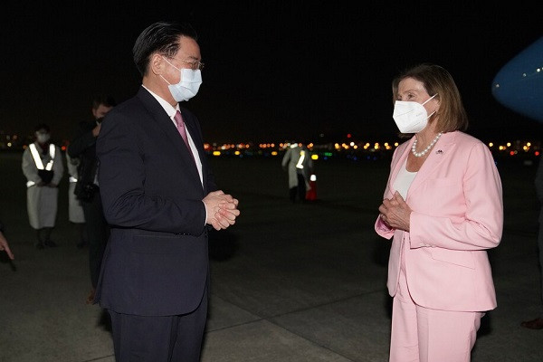 Bà Nancy Pelosi tới Đài Loan, Trung Quốc phản ứng mạnh, triệu tập đại sứ Mỹ