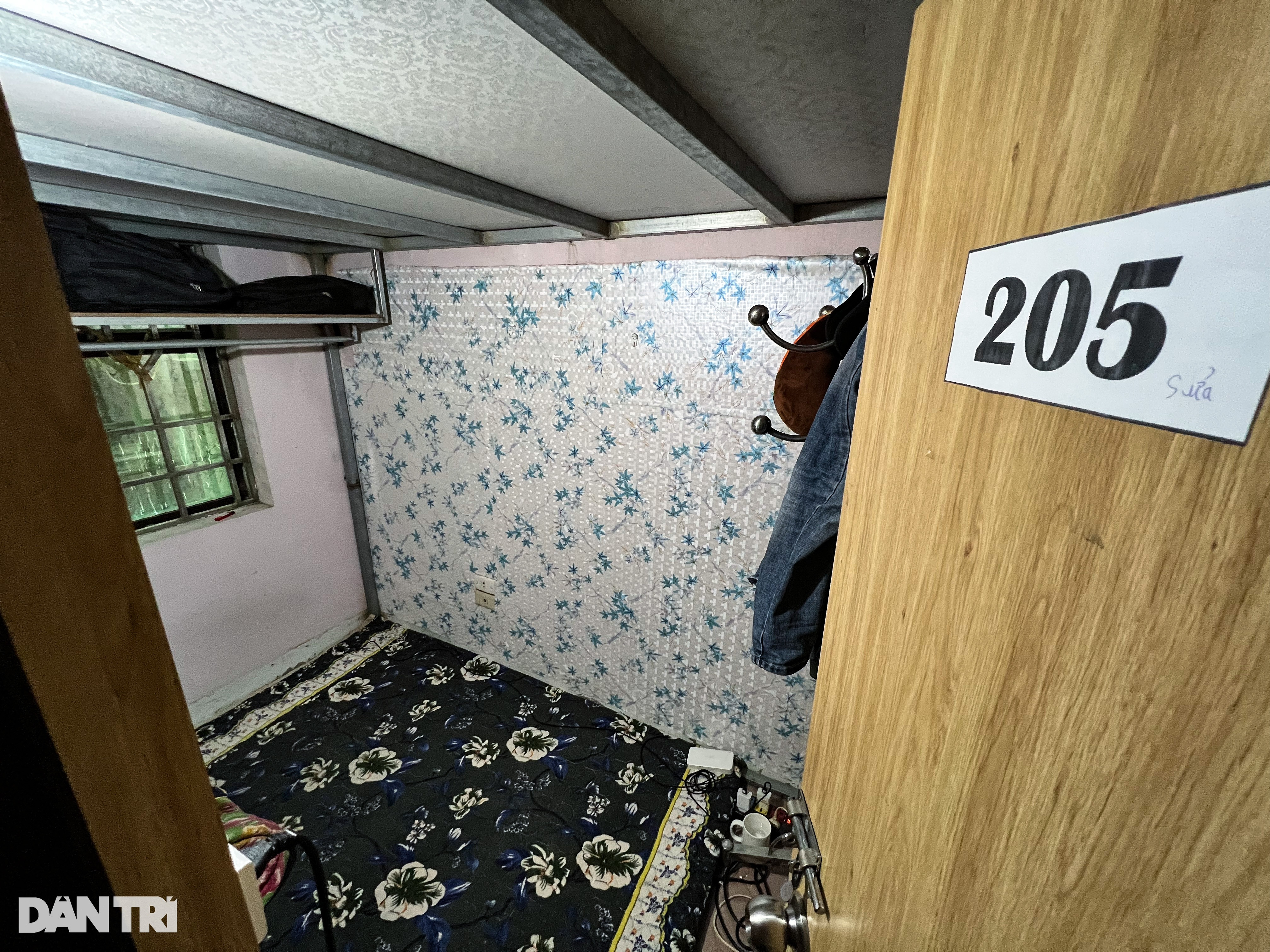 Cuộc sống bên trong những căn phòng trọ hộp diêm chỉ  3m2 ở Hà Nội - 6
