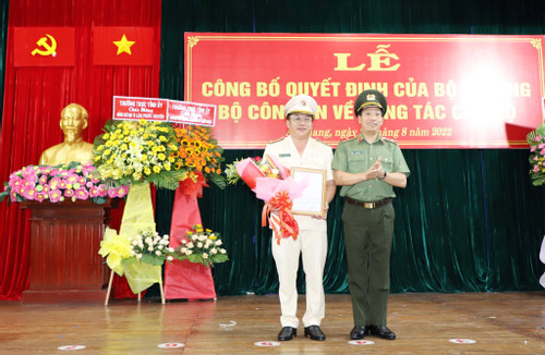 Đại tá Lâm Phước Nguyên làm Giám đốc Công an An Giang thay Đại tá Đinh Văn Nơi