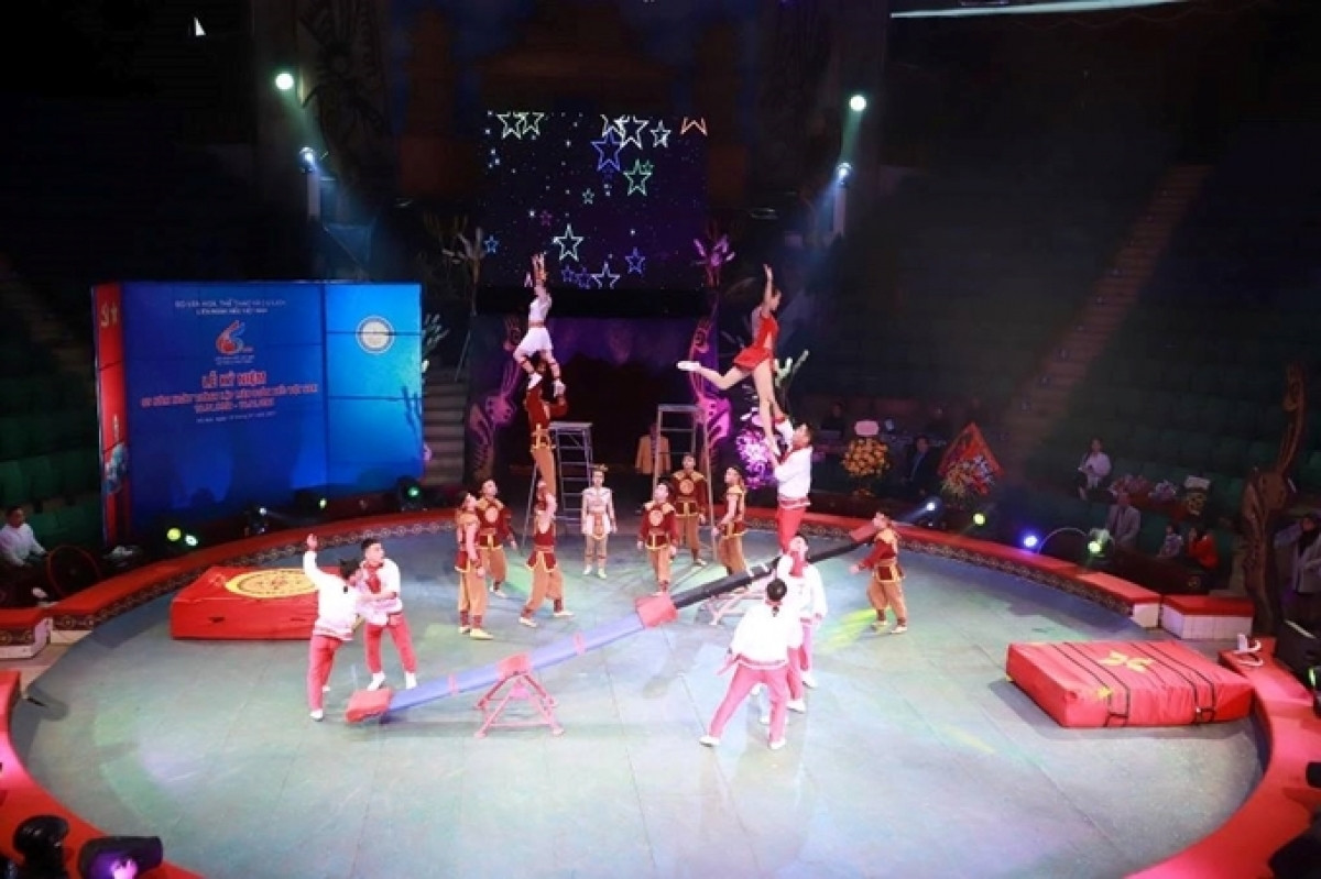 hanoi to host international circus festival this december picture 1