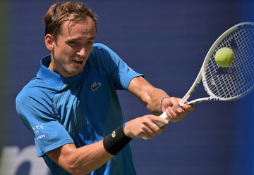 Daniil Medvedev khởi đầu thuận lợi tại US Open 2022