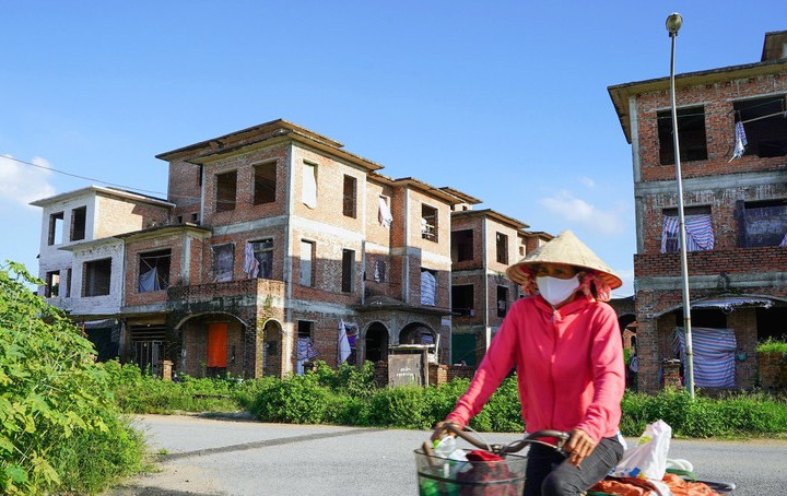 Ròng rã 10 năm, 'ông lớn' thế chấp cả đại dự án bỏ hoang vay vốn khủng