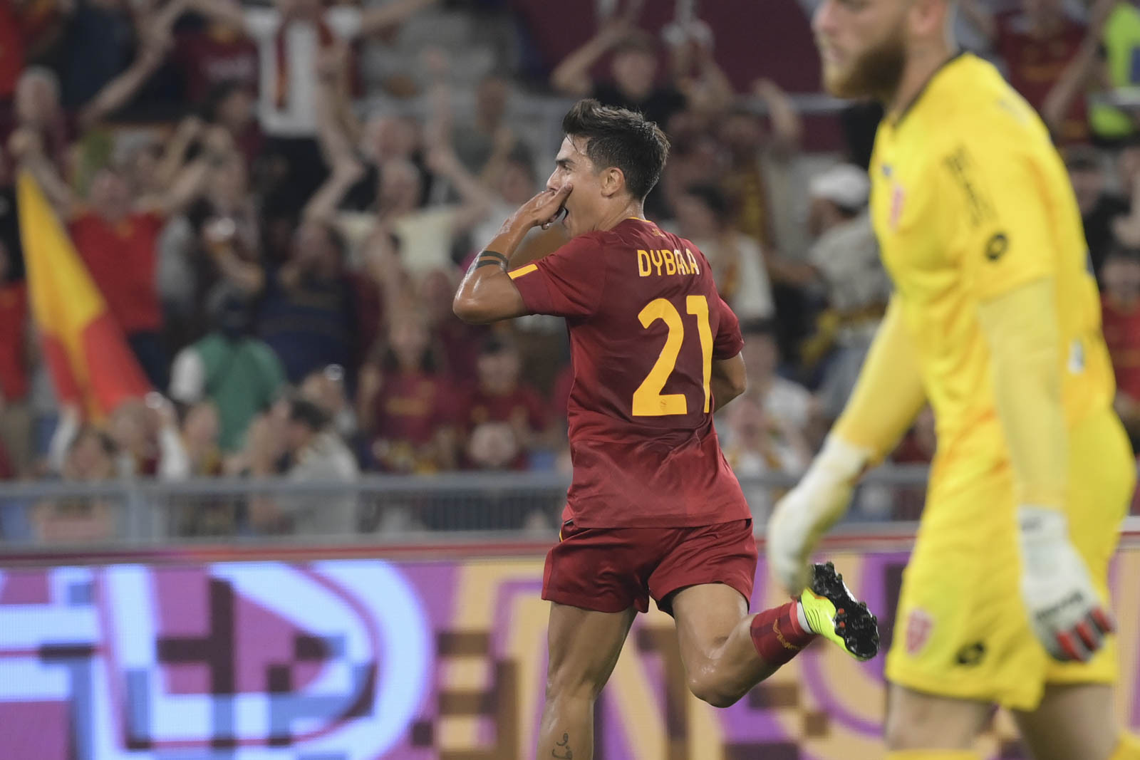 Tân binh của AS Roma đang hòa nhập rất tốt