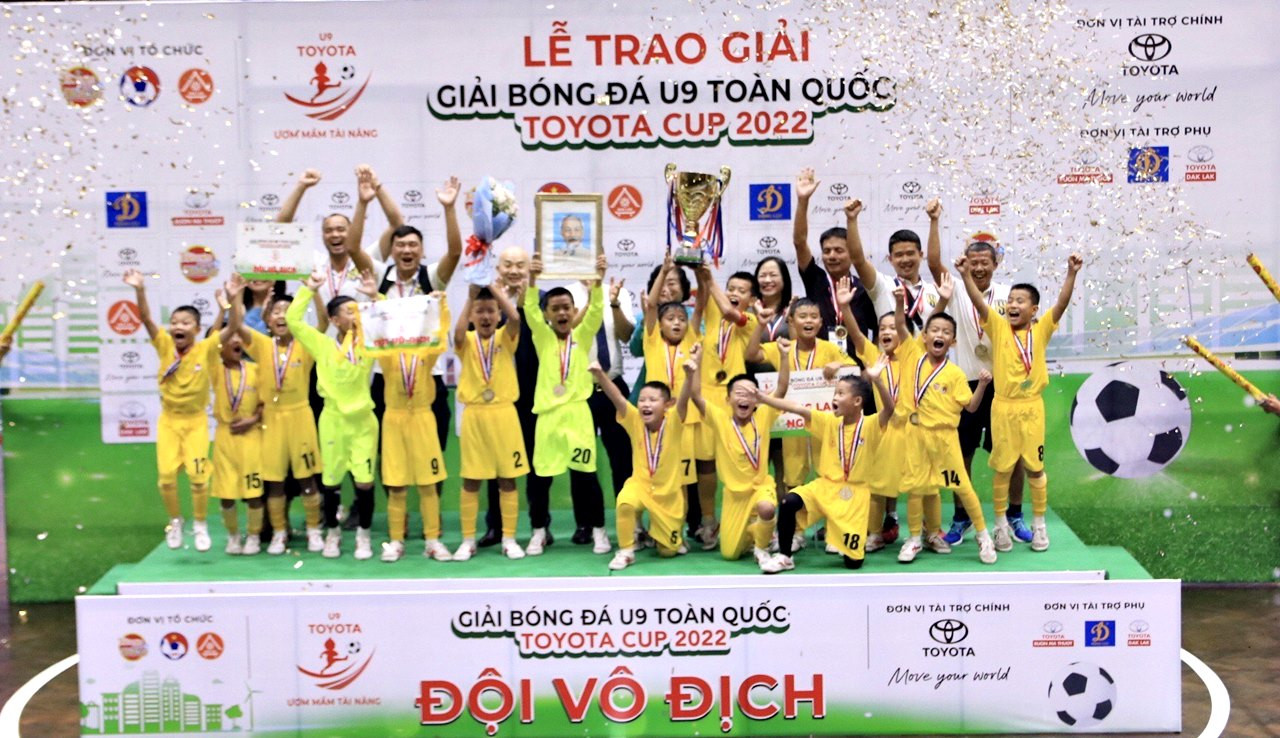 SLNA bảo vệ thành công chức vô địch giải U9 toàn quốc