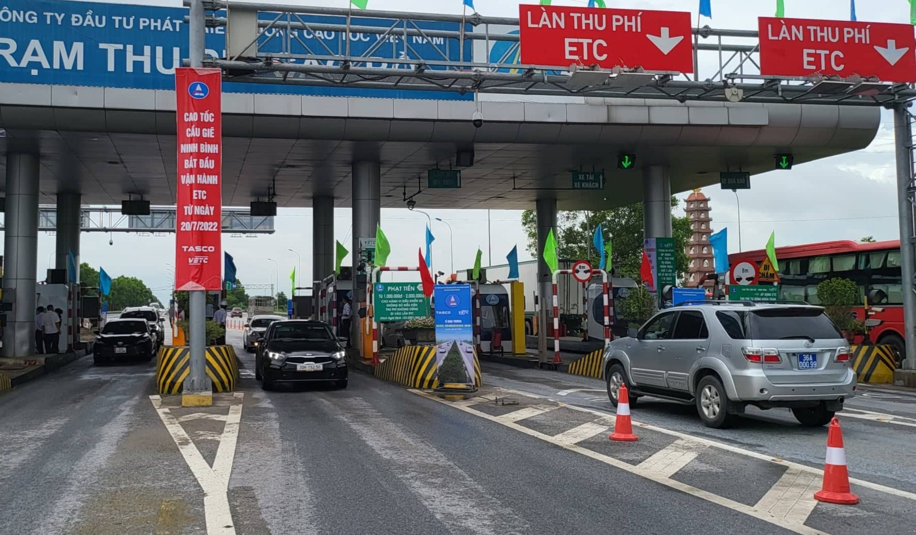 Lý do ô tô vào cao tốc phải duy trì số dư trong tài khoản giao thông
