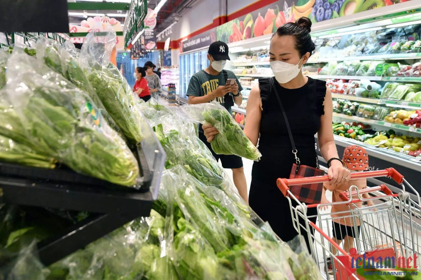 High inflation is biggest risk for Vietnam’s economy: officials
