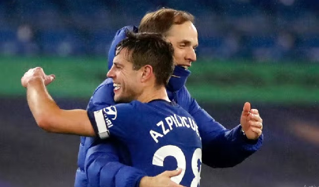 Đội trưởng Cesar Azpilicueta gia hạn Chelsea 2 năm