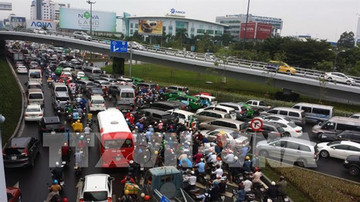 HCM City eyes quick completion of traffic works around airport to ease congestion