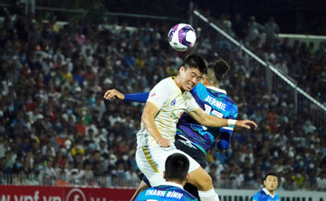 HLV Đức Thắng: Hà Nội FC thắng vì bản lĩnh hơn Bình Định