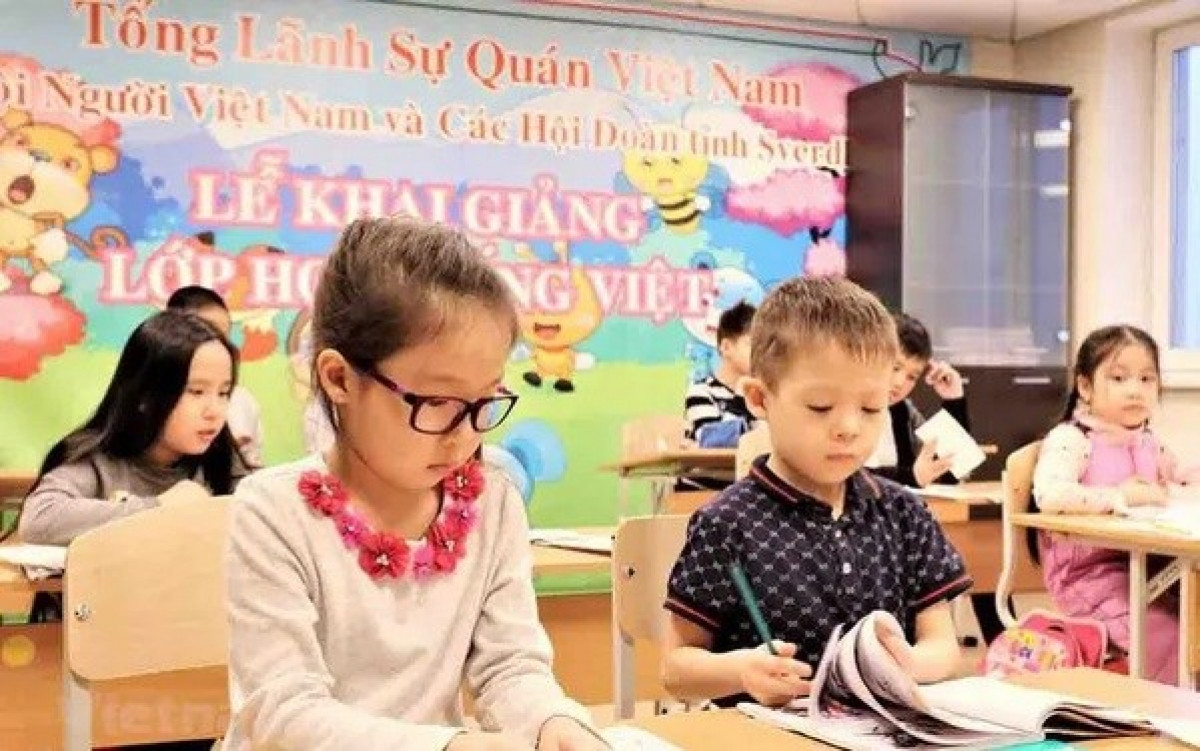 september 8 becomes annual day for hounouring vietnamese language picture 1