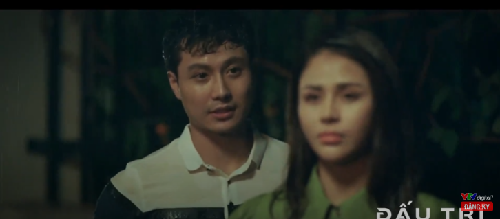 Thanh Sơn- Lương Thu Trang khóa môi ngọt ngào dưới cơn mưa ảnh 1