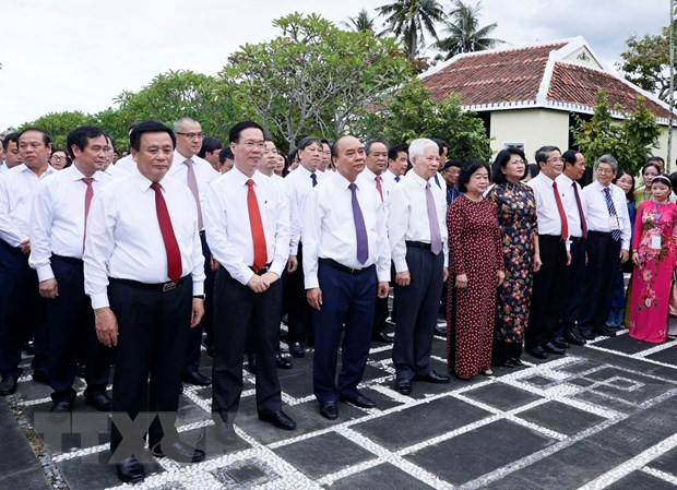 Lãnh đạo Đảng, Nhà nước dâng hương tưởng nhớ Chủ tịch Hội đồng Nhà nước Võ Chí Công