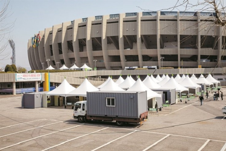 Dọa đánh bom ở Seoul, 1.000 người dân phải sơ tán