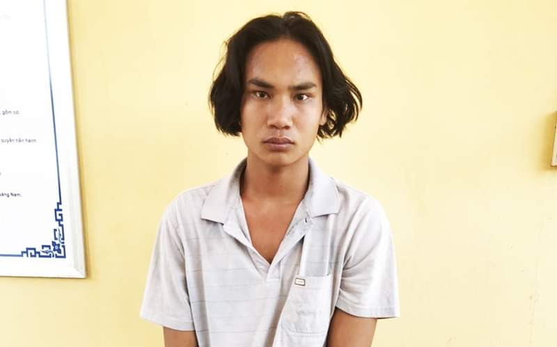 Khởi tố thanh niên chém hàng xóm tử vong khi được khuyên 'uống ít lại'