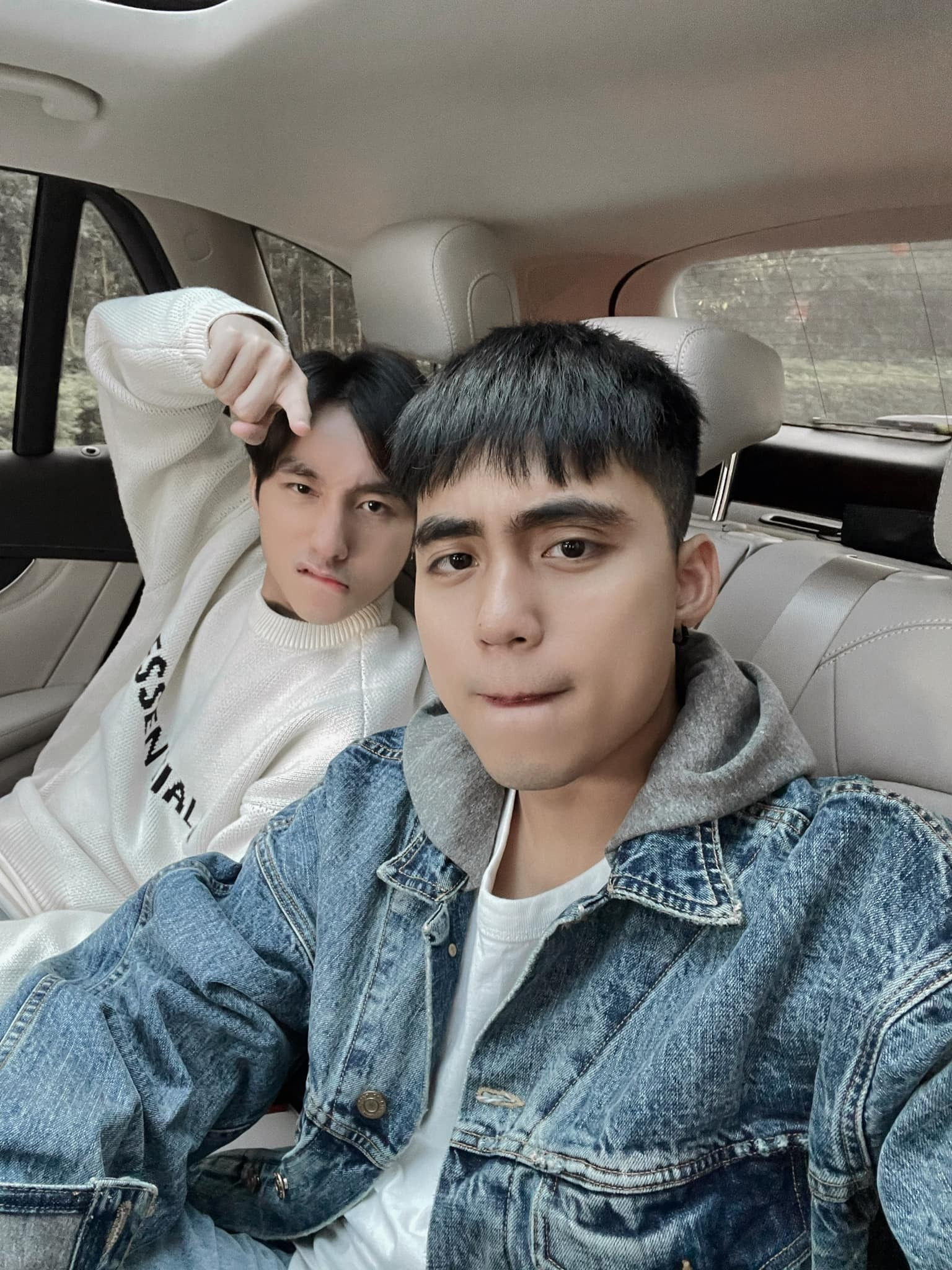 Em trai Son Tung ra mat anh 3