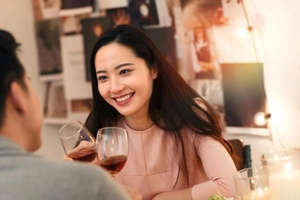 Nghĩ chồng ăn 'chả', vợ cũng ăn 'nem' và cái kết khiến cả hai rơi nước mắt