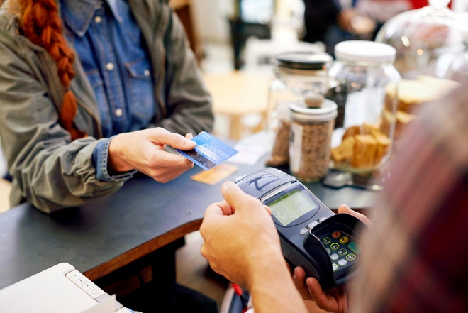 4 cách dùng thẻ tín dụng tiết kiệm thời 'bão giá'
