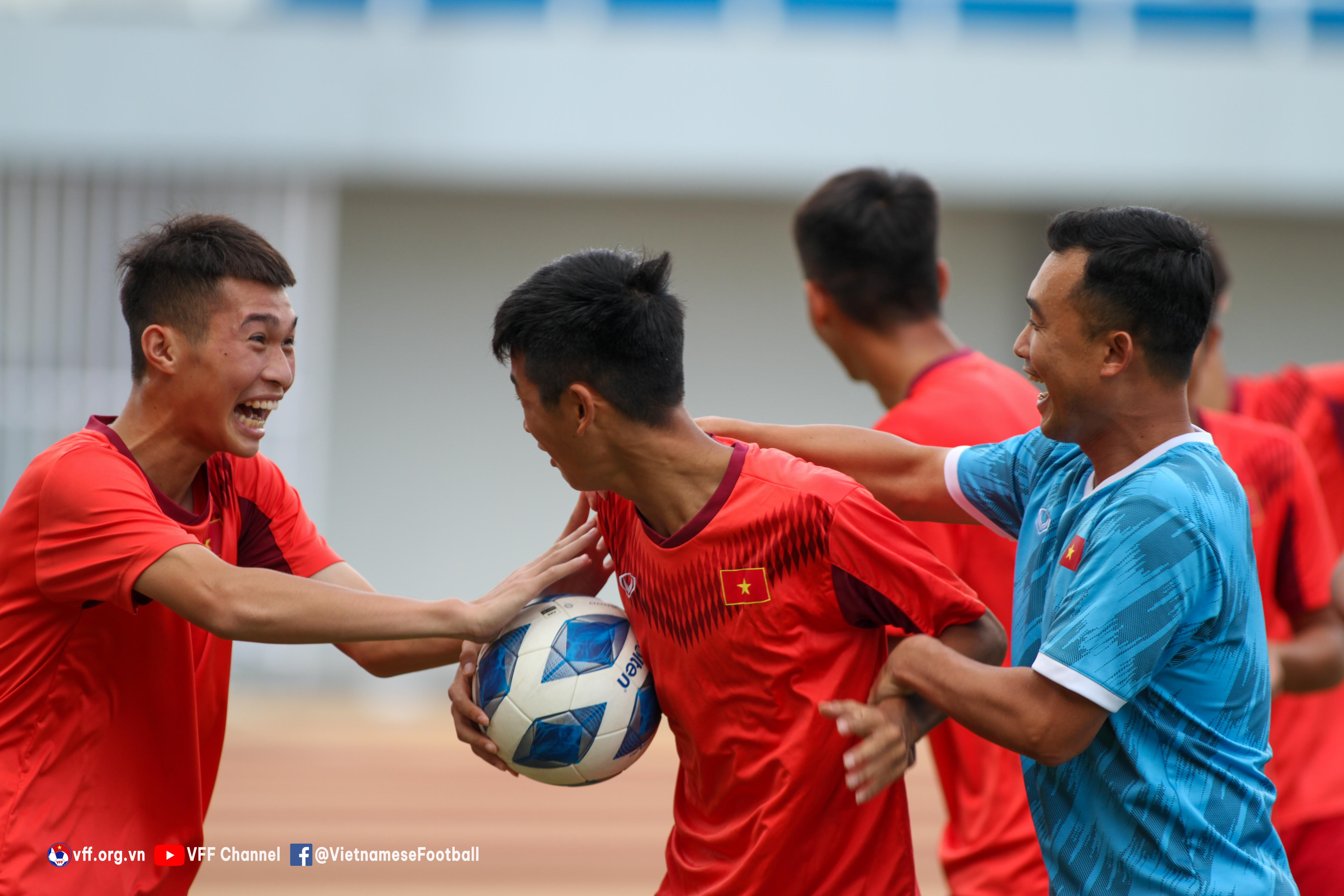 U16 Việt Nam vui có vé bán kết, quyết tâm thắng Thái Lan