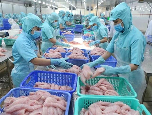 Vietnam set to scrap COVID quarantine for imported processed seafood