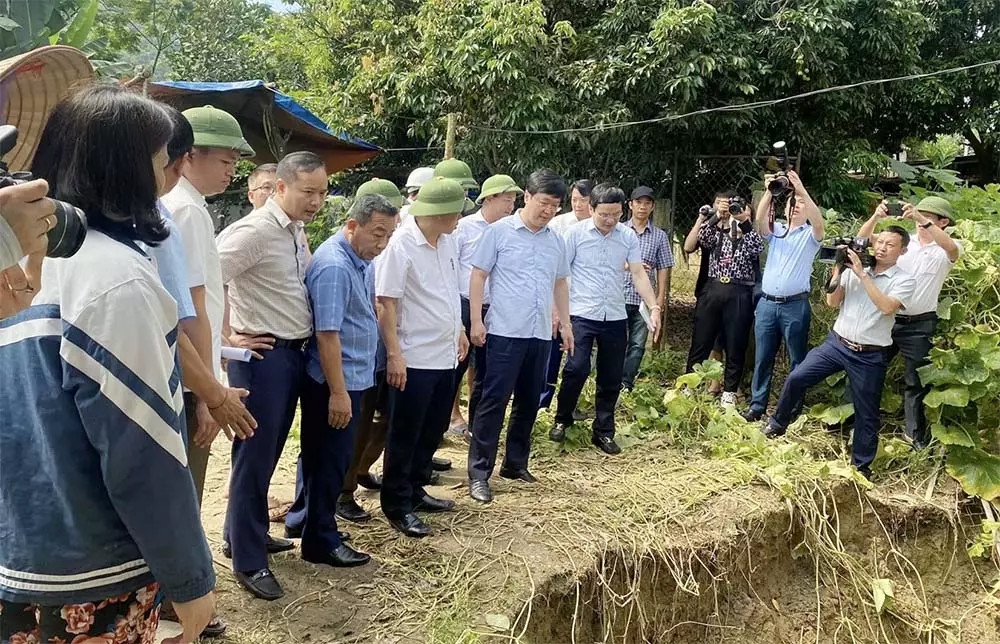 Chủ tịch Nghệ An yêu cầu doanh nghiệp bỏ tiền khắc phục vụ sụt lún nghiêm trọng