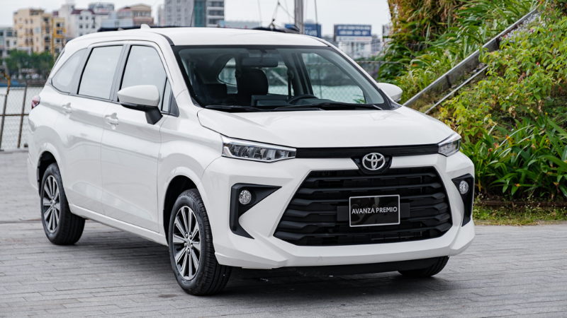 Vỏ xe Toyota Avanza được ví mỏng như tờ giấy