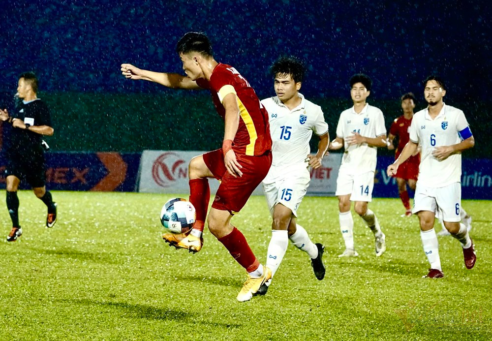 Lịch thi đấu bóng đá hôm nay 9/8: U19 Việt Nam đấu Thái Lan