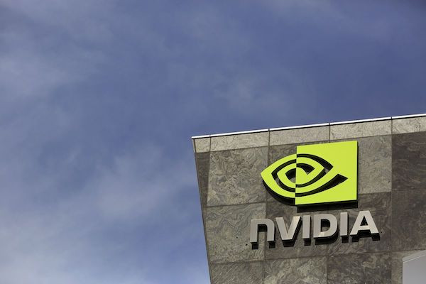 Mỹ cấm Nvidia, AMD xuất khẩu chip sang Trung Quốc