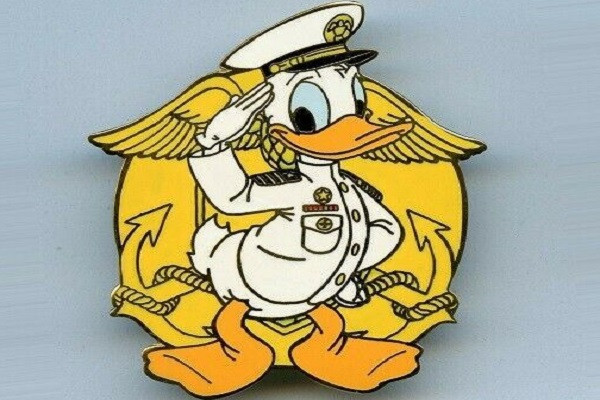 Vịt Donald, sĩ quan đặc biệt của quân đội Mỹ