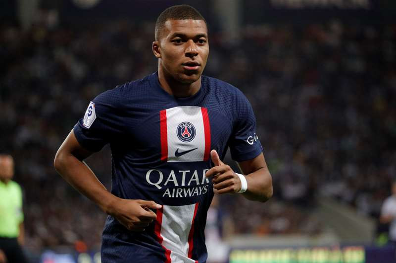 Mbappe liên tục ghi bàn cho PSG