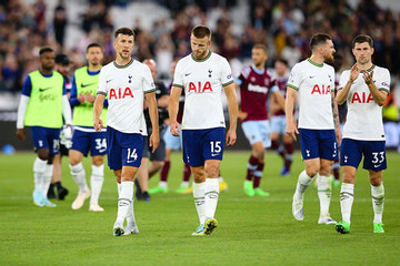 Tottenham hòa may mắn trên sân West Ham