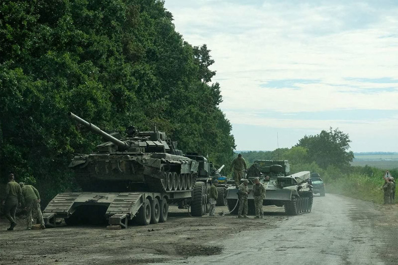 Ukraine tuyên bố chỉ cách biên giới Nga 50km, Moscow khẳng định đáp trả ở Kharkiv