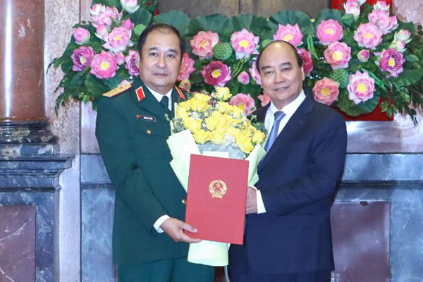 Phó Tổng tham mưu trưởng Phùng Sĩ Tấn được thăng quân hàm Thượng tướng