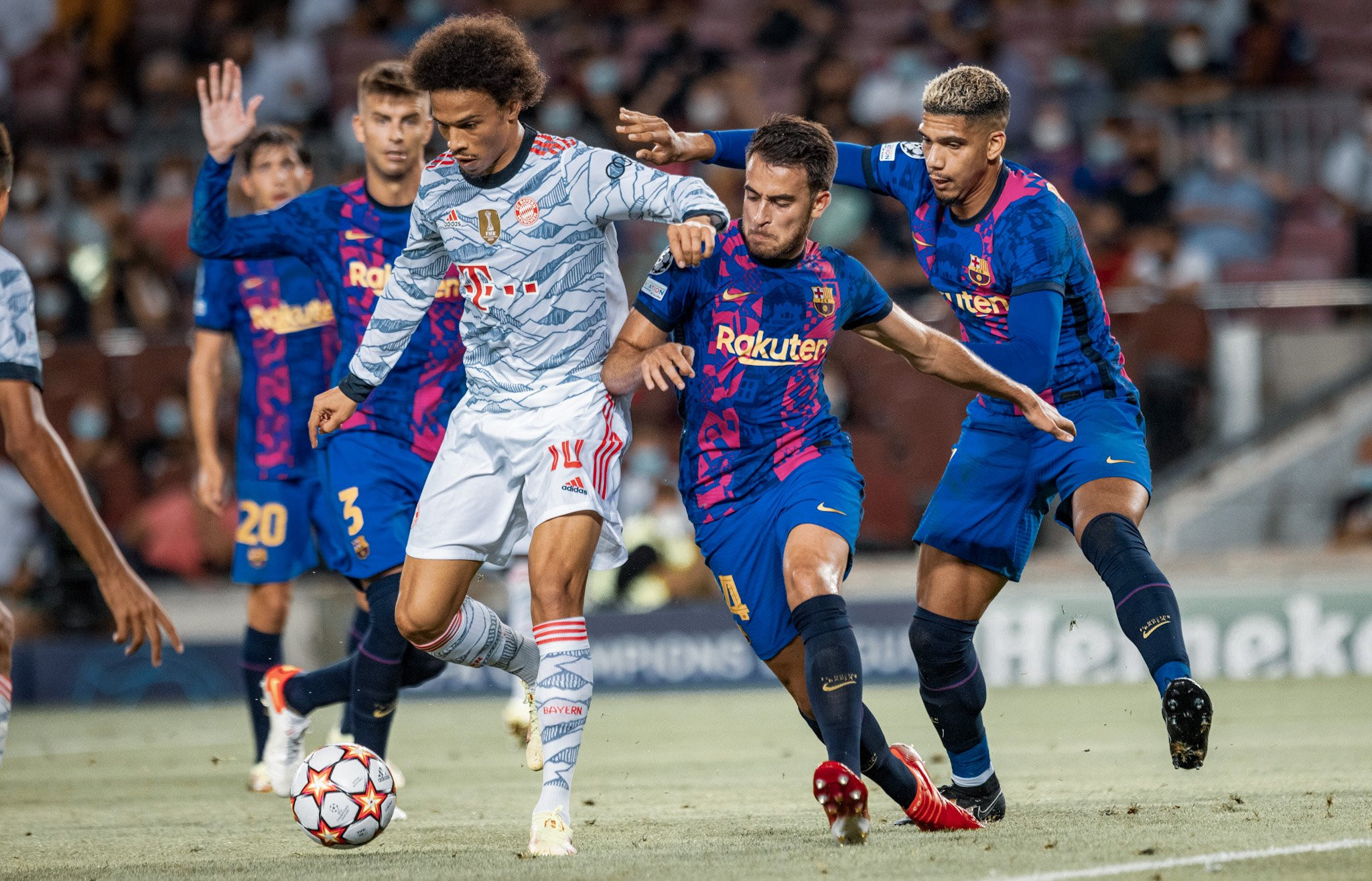 Lịch thi đấu bóng đá hôm nay 13/9: Nóng bỏng V-League, cúp C1