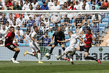 Real Madrid: Trái tim Valverde và cú vượt rào 52 mét