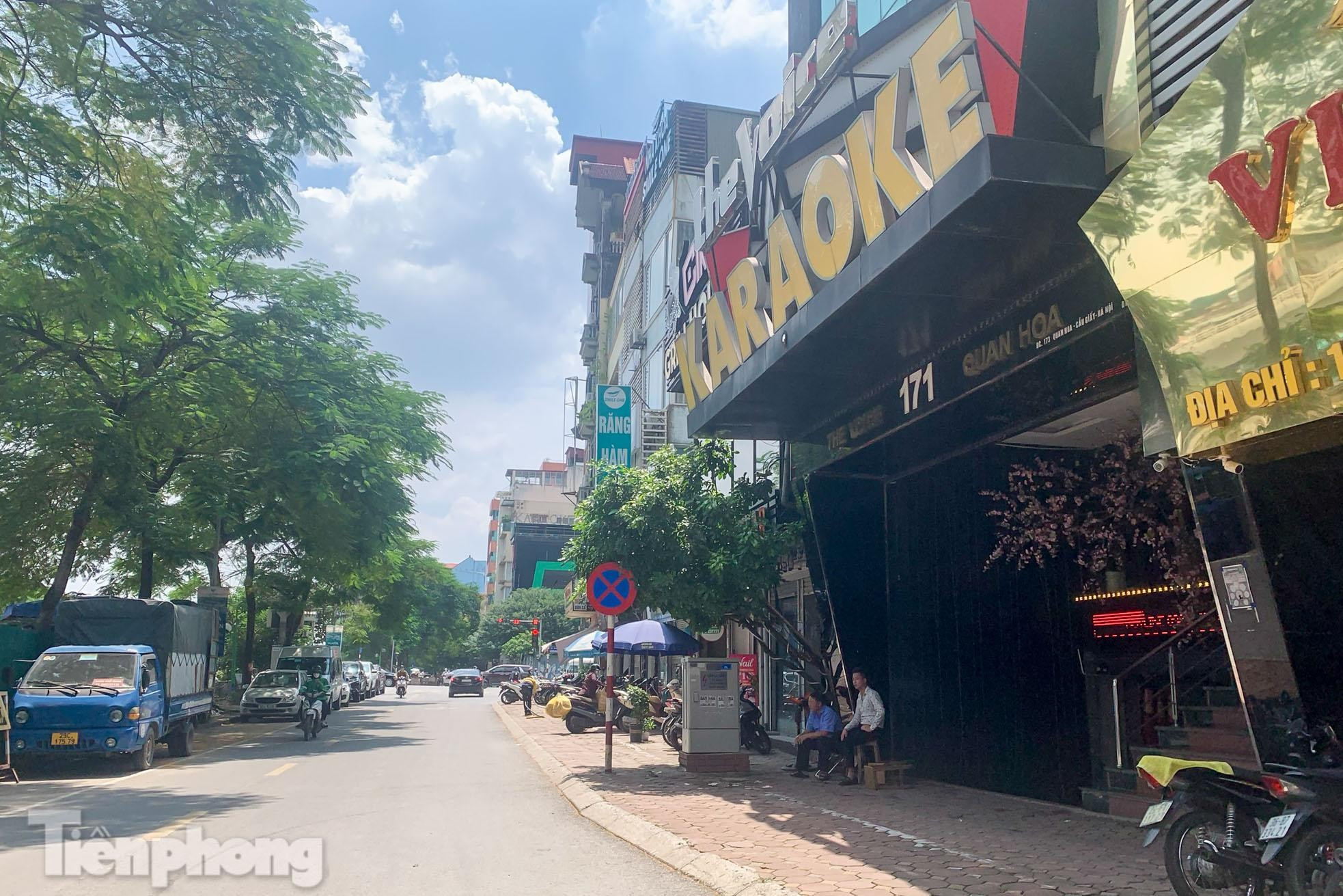 Nhiều quán karaoke tại Hà Nội ế khách sau loạt vụ hỏa hoạn - Ảnh 13.