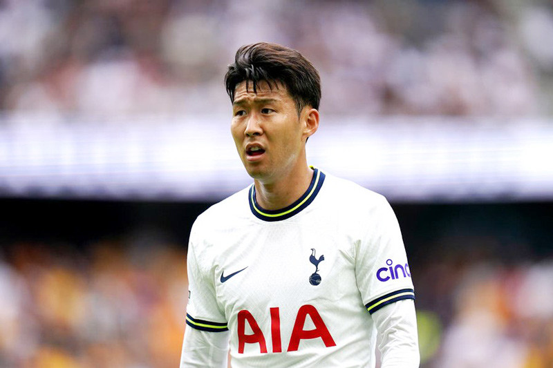 Conte cảnh báo loại Son Heung