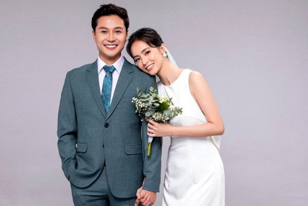'Chú rể' Thanh Sơn bảnh bao bên 'cô dâu' Phương Linh
