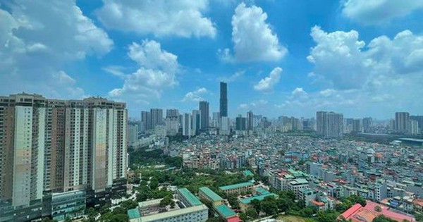 Vợ chồng trẻ bán chung cư, dành tiền đầu tư đất